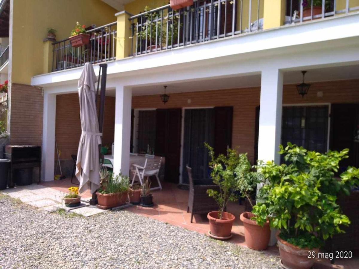 Beb Infamiglia Bed & Breakfast Cascinette Exterior photo